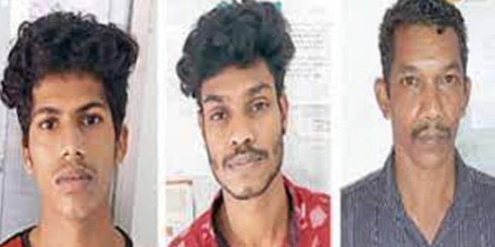 രാത്രിയില് കാണാതായ പെണ്കുട്ടിയെ തേടി പോലീസ് ; നേരം വെളുത്തപ്പോള് തെളിഞ്ഞത് മൂന്ന് പീഡനക്കേസുകള് രാത്രിയില് കാണാതായ പെണ്കുട്ടിയെ തേടി പോലീസ് ; നേരം വെളുത്തപ്പോള് തെളിഞ്ഞത് മൂന്ന് പീഡനക്കേസുകള്