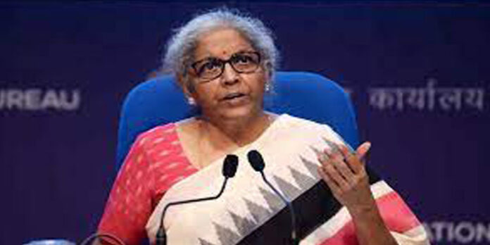 ഇന്ത്യ പത്ത് ശതമാനത്തിനടുത്ത് വളരുമെന്ന് ധനമന്ത്രി ഇന്ത്യ പത്ത് ശതമാനത്തിനടുത്ത് വളരുമെന്ന് ധനമന്ത്രി