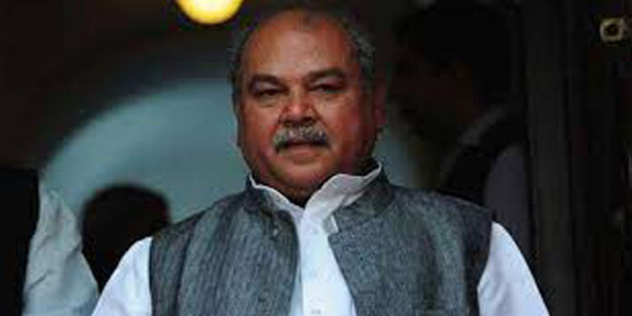 സിംഘുവിലെ കൊലപാതകം ; ‘നിഹാംഗ് നേതാവിനൊപ്പം കേന്ദ്രമന്ത്രി – ഗൂഢാലോചന’ സിംഘുവിലെ കൊലപാതകം ; ‘നിഹാംഗ് നേതാവിനൊപ്പം കേന്ദ്രമന്ത്രി – ഗൂഢാലോചന’