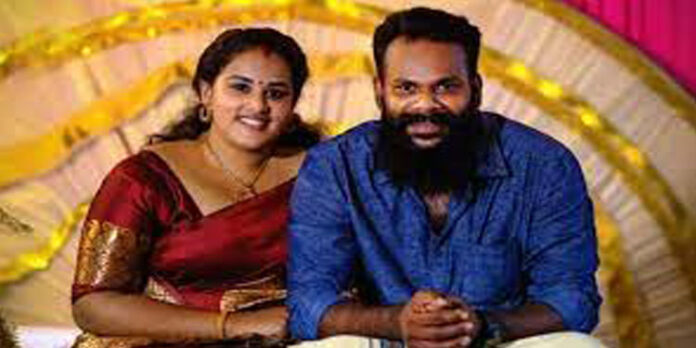 അനുപമയുടെ കുഞ്ഞിനെ കാണാതായ സംഭവം ; ബാലാവകാശ കമ്മീഷൻ കേസെടുത്തു അനുപമയുടെ കുഞ്ഞിനെ കാണാതായ സംഭവം ; ബാലാവകാശ കമ്മീഷൻ കേസെടുത്തു