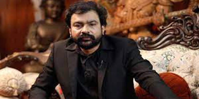 മോൻസൺ മാവുങ്കലിനെതിരായ പോക്സോ കേസ് ; പെൺകുട്ടിയുടെ മൊഴിയെടുപ്പ് പൂർത്തിയായി മോൻസൺ മാവുങ്കലിനെതിരായ പോക്സോ കേസ് ; പെൺകുട്ടിയുടെ മൊഴിയെടുപ്പ് പൂർത്തിയായി