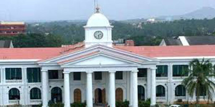 ഭരണം മാറിയാൽ വനംവകുപ്പിൽ ‘പരകായ പ്രവേശം’ ; ജീവനക്കാർക്ക് പൂട്ടിട്ട് സർക്കാർ ഭരണം മാറിയാൽ വനംവകുപ്പിൽ ‘പരകായ പ്രവേശം’ ; ജീവനക്കാർക്ക് പൂട്ടിട്ട് സർക്കാർ