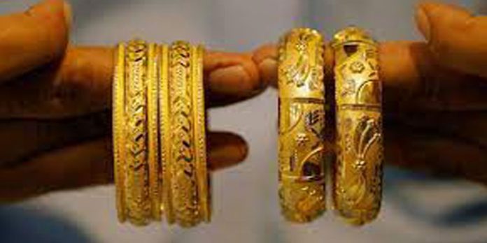 സംസ്ഥാനത്ത് സ്വർണ വില വീണ്ടും ഉയർന്നു സംസ്ഥാനത്ത് സ്വർണ വില വീണ്ടും ഉയർന്നു