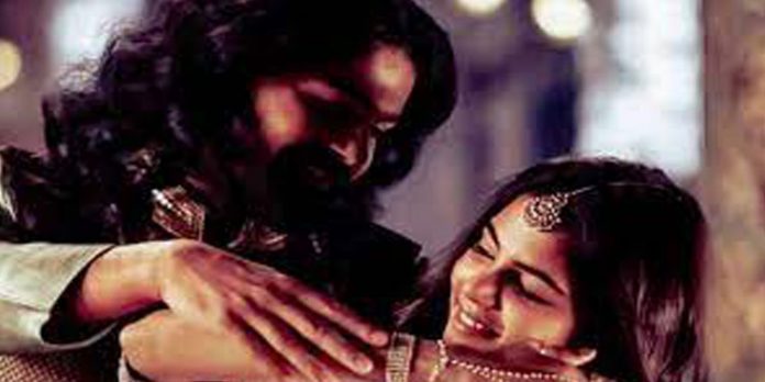 മരയ്ക്കാര് റിലീസ് ; തിയേറ്ററുടമകള്ക്കിടയില് അഭിപ്രായ ഭിന്നത മരയ്ക്കാര് റിലീസ് ; തിയേറ്ററുടമകള്ക്കിടയില് അഭിപ്രായ ഭിന്നത