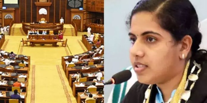 മേയര്ക്കെതിരെ കടുത്ത വിമര്ശനവുമായി പ്രതിപക്ഷം ; തിരിച്ചടിച്ച് മന്ത്രി മേയര്ക്കെതിരെ കടുത്ത വിമര്ശനവുമായി പ്രതിപക്ഷം ; തിരിച്ചടിച്ച് മന്ത്രി