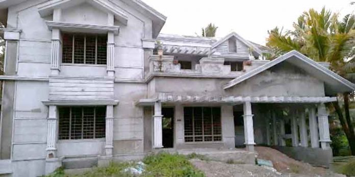 വീട് പണിതു നല്കാന് 56 ലക്ഷം രൂപ വാങ്ങി ; നിര്മ്മാണം പാതി വഴിയിലാക്കി കരാറുകാരന് മുങ്ങിയെന്ന് പരാതി വീട് പണിതു നല്കാന് 56 ലക്ഷം രൂപ വാങ്ങി ; നിര്മ്മാണം പാതി വഴിയിലാക്കി കരാറുകാരന് മുങ്ങിയെന്ന് പരാതി
