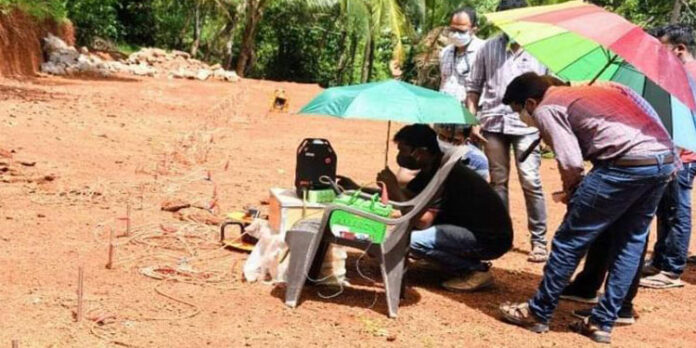 പോലൂരിലെ വീട്ടില് അജ്ഞാതശബ്ദം ; ഭൗമശാസ്ത്ര പഠനം തുടങ്ങി പോലൂരിലെ വീട്ടില് അജ്ഞാതശബ്ദം ; ഭൗമശാസ്ത്ര പഠനം തുടങ്ങി