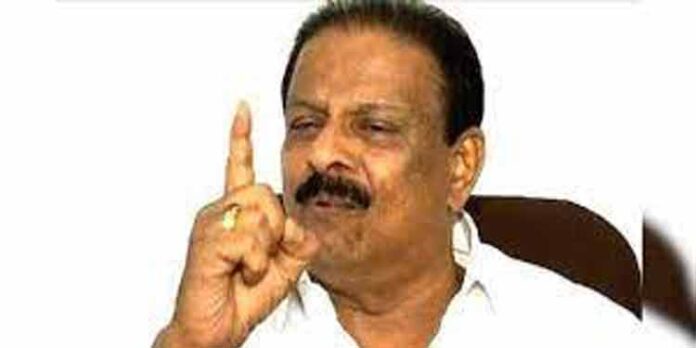 ആണത്തമുണ്ടേൽ വാ തുറന്ന് മറുപടി പറയണം ; മുഖ്യമന്ത്രിയെ വെല്ലുവിളിച്ച് കെ സുധാകരൻ ആണത്തമുണ്ടേൽ വാ തുറന്ന് മറുപടി പറയണം ; മുഖ്യമന്ത്രിയെ വെല്ലുവിളിച്ച് കെ സുധാകരൻ