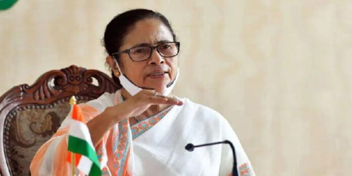 മമതാ ബാനര്ജി അടുത്ത മാസം വീണ്ടും ഡല്ഹിയിലേക്ക് ; പ്രതിപക്ഷ സഖ്യം ലക്ഷ്യം മമതാ ബാനര്ജി അടുത്ത മാസം വീണ്ടും ഡല്ഹിയിലേക്ക് ; പ്രതിപക്ഷ സഖ്യം ലക്ഷ്യം