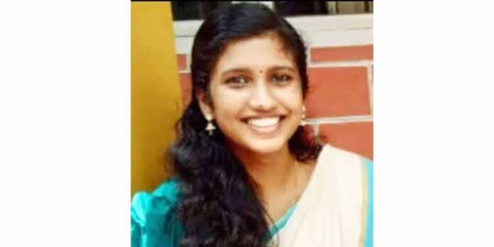 മണിമലയുടെ മാണിക്യം റോസ് ക്രിസ്റ്റി ജോസിക്ക് എം.ബി.ബി.എസ് ഒന്നാം റാങ്ക് മണിമലയുടെ മാണിക്യം റോസ് ക്രിസ്റ്റി ജോസിക്ക് എം.ബി.ബി.എസ് ഒന്നാം റാങ്ക്