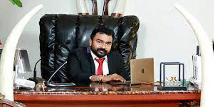 റോക്കറ്റ് വിക്ഷേപണത്തിനുള്ള രാസപദാർത്ഥം ; വ്യാജ രേഖ ചമച്ചതിൽ മോൻസൺ മാവുങ്കലിന്റെ അറസ്റ്റ് രേഖപ്പെടുത്തി ക്രൈംബ്രാഞ്ച് റോക്കറ്റ് വിക്ഷേപണത്തിനുള്ള രാസപദാർത്ഥം ; വ്യാജ രേഖ ചമച്ചതിൽ മോൻസൺ മാവുങ്കലിന്റെ അറസ്റ്റ് രേഖപ്പെടുത്തി ക്രൈംബ്രാഞ്ച്