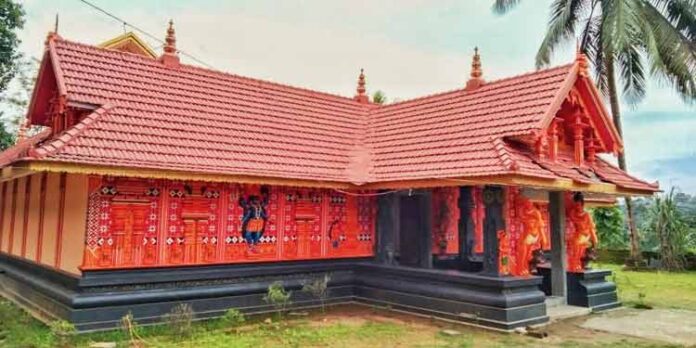 സമർപ്പണത്തിനൊരുങ്ങി പരുത്തിക്കാവ് ദേവീക്ഷേത്രം സമർപ്പണത്തിനൊരുങ്ങി പരുത്തിക്കാവ് ദേവീക്ഷേത്രം