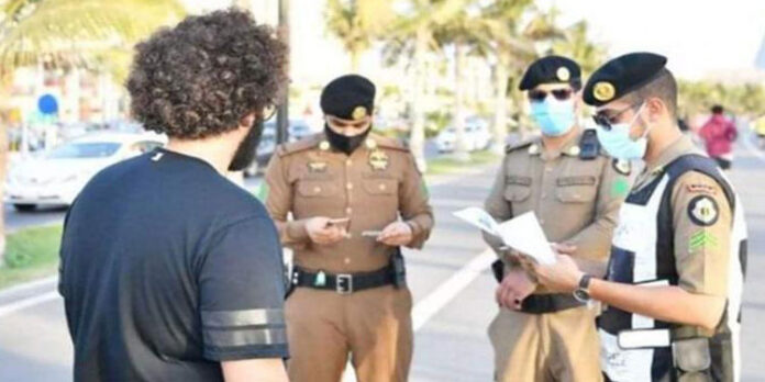 പ്രവാസികള് സ്പോൺസറുടെ കീഴിലല്ല ജോലി ചെയ്യുന്നതെങ്കിൽ സൂക്ഷിക്കുക ; 10 ലക്ഷം രൂപ പിഴ പ്രവാസികള് സ്പോൺസറുടെ കീഴിലല്ല ജോലി ചെയ്യുന്നതെങ്കിൽ സൂക്ഷിക്കുക ; 10 ലക്ഷം രൂപ പിഴ