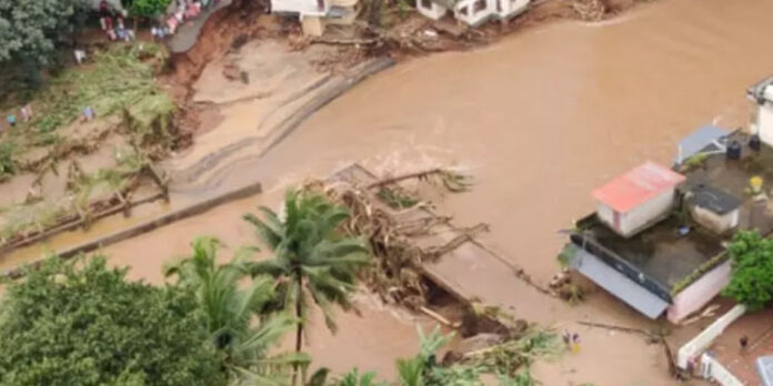മഴക്കെടുതി ; സംസ്ഥാനത്ത് മരണം 27 ആയി മഴക്കെടുതി ; സംസ്ഥാനത്ത് മരണം 27 ആയി