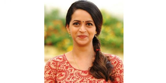 മലയാള സിനിമയിൽ നിന്ന് വിട്ടുനിൽക്കുന്നതിന്റെ കാരണം തുറന്നുപറഞ്ഞ് നടി ഭാവന മലയാള സിനിമയിൽ നിന്ന് വിട്ടുനിൽക്കുന്നതിന്റെ കാരണം തുറന്നുപറഞ്ഞ് നടി ഭാവന