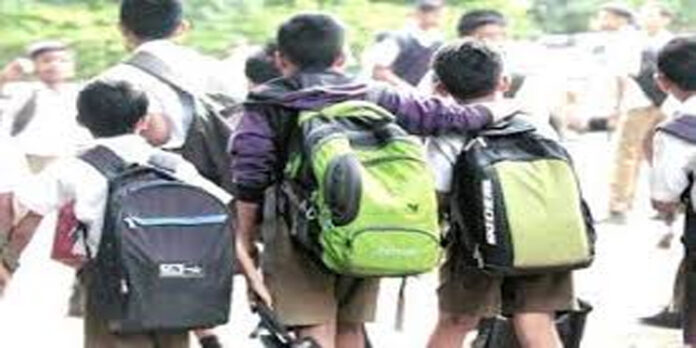സ്കൂള് തുറക്കുന്നതിന്റെ മുന്നൊരുക്കങ്ങള് വിലയിരുത്തി സ്കൂള് തുറക്കുന്നതിന്റെ മുന്നൊരുക്കങ്ങള് വിലയിരുത്തി