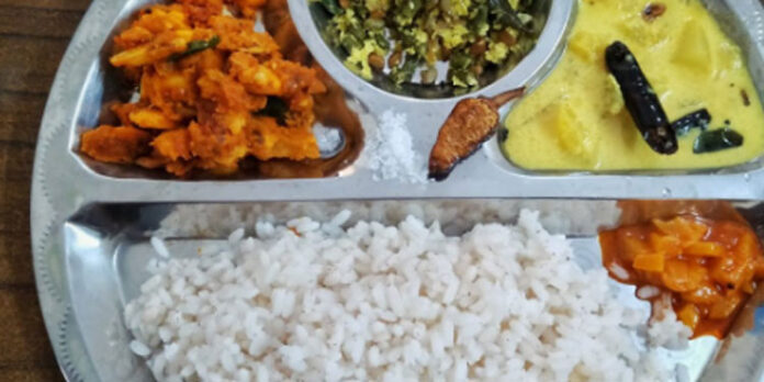 20 രൂപയ്ക്ക് ഊണ് ; കോഴിക്കോട് ജില്ലയില് 104 ജനകീയ ഹോട്ടല് 20 രൂപയ്ക്ക് ഊണ് ; കോഴിക്കോട് ജില്ലയില് 104 ജനകീയ ഹോട്ടല്