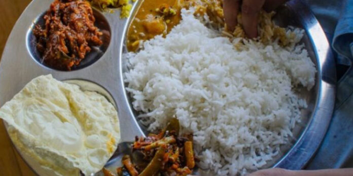 10 രൂപക്ക് ഉച്ചഭക്ഷണവുമായി കൊച്ചി നഗരസഭയുടെ ജനകീയ ഹോട്ടല് 10 രൂപക്ക് ഉച്ചഭക്ഷണവുമായി കൊച്ചി നഗരസഭയുടെ ജനകീയ ഹോട്ടല്