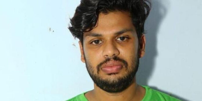 ഉത്ര വധക്കേസിൽ ഭര്ത്താവ് സൂരജ് കുറ്റക്കാരന് ഉത്ര വധക്കേസിൽ ഭര്ത്താവ് സൂരജ് കുറ്റക്കാരന്