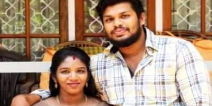 ആയുധം പാമ്പ് – കേരളം ഞെട്ടിയ ദാരുണകൊല ; ഉത്ര വധക്കേസില് വിധി 11ന് ആയുധം പാമ്പ് – കേരളം ഞെട്ടിയ ദാരുണകൊല ; ഉത്ര വധക്കേസില് വിധി 11ന്