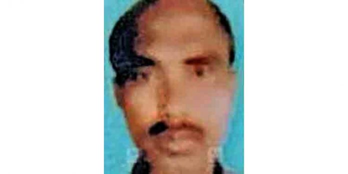 ഇതരസംസ്ഥാന തൊഴിലാളിയെ സ്വകാര്യ ബസ് സ്റ്റാന്ഡില് മരിച്ച നിലയില് കണ്ടെത്തി ; എട്ടു പേര് കസ്റ്റഡിയില് ഇതരസംസ്ഥാന തൊഴിലാളിയെ സ്വകാര്യ ബസ് സ്റ്റാന്ഡില് മരിച്ച നിലയില് കണ്ടെത്തി ; എട്ടു പേര് കസ്റ്റഡിയില്