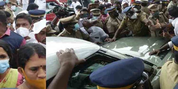 ഇന്ധന വില വര്ദ്ധനവിനെതിരെ പ്രതിഷേധം ; കോണ്ഗ്രസ് പ്രവര്ത്തകര്ക്കെതിരെ കേസ്സെടുത്തു ഇന്ധന വില വര്ദ്ധനവിനെതിരെ പ്രതിഷേധം ; കോണ്ഗ്രസ് പ്രവര്ത്തകര്ക്കെതിരെ കേസ്സെടുത്തു