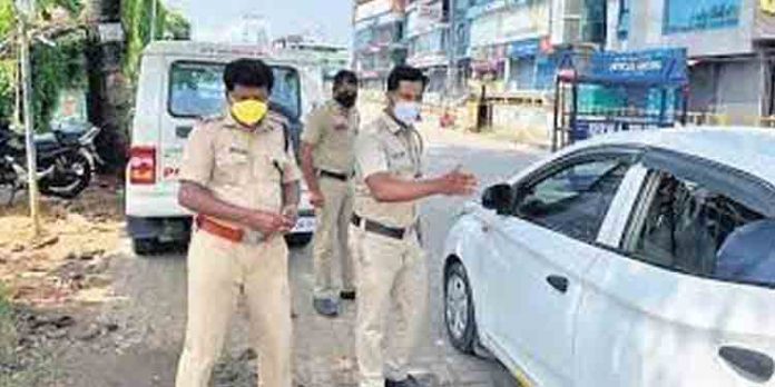 സംഘര്ഷമുണ്ടാകാന് സാധ്യത ; കേരള – തമിഴ്നാട് അതിര്ത്തിയില് പരിശോധന കര്ശനമാക്കി സംഘര്ഷമുണ്ടാകാന് സാധ്യത ; കേരള – തമിഴ്നാട് അതിര്ത്തിയില് പരിശോധന കര്ശനമാക്കി