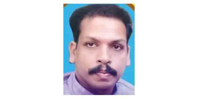 ബൈക്ക് ഓടയിൽ വീണ് യുവാവ് മരിച്ചു ബൈക്ക് ഓടയിൽ വീണ് യുവാവ് മരിച്ചു