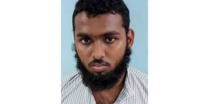 ബസ് യാത്രക്കിടെ യുവതിയെ പീഡിപ്പിക്കാൻ ശ്രമിച്ച യുവാവ് പിടിയിൽ ബസ് യാത്രക്കിടെ യുവതിയെ പീഡിപ്പിക്കാൻ ശ്രമിച്ച യുവാവ് പിടിയിൽ