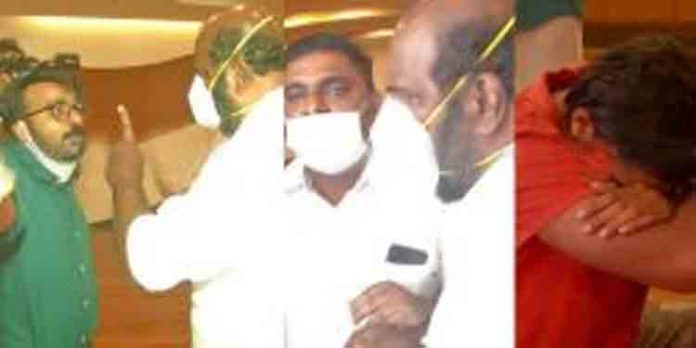 മാധ്യമ പ്രവര്ത്തകരെ ആക്രമിച്ച സംഭവം – 20 പേര്ക്കെതിരെ കേസ് മാധ്യമ പ്രവര്ത്തകരെ ആക്രമിച്ച സംഭവം – 20 പേര്ക്കെതിരെ കേസ്