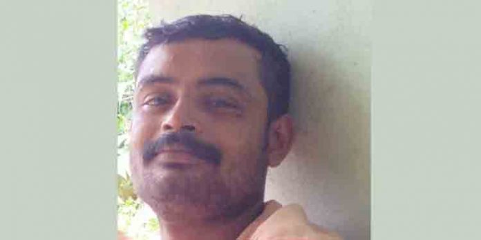 അച്ഛന് മകനെ കുത്തി കൊലപ്പെടുത്തി അച്ഛന് മകനെ കുത്തി കൊലപ്പെടുത്തി