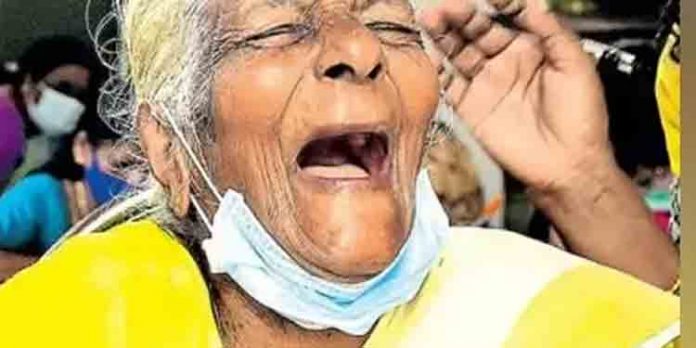 സാക്ഷരതാ പരീക്ഷയില് മിന്നും വിജയം നേടി 104 കാരി കുട്ടിയമ്മ സാക്ഷരതാ പരീക്ഷയില് മിന്നും വിജയം നേടി 104 കാരി കുട്ടിയമ്മ