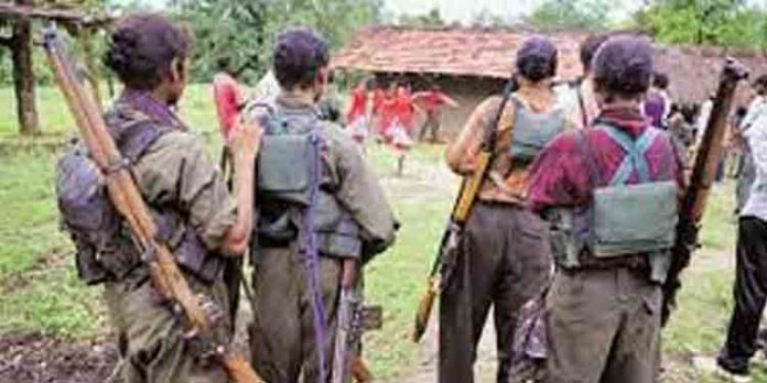 ഛത്തീസ്ഗഡില് പോലീസുമായുണ്ടായ ഏറ്റുമുട്ടലില് മാവോയിസ്റ്റ് കമാന്ഡര് കൊല്ലപ്പെട്ടു ഛത്തീസ്ഗഡില് പോലീസുമായുണ്ടായ ഏറ്റുമുട്ടലില് മാവോയിസ്റ്റ് കമാന്ഡര് കൊല്ലപ്പെട്ടു