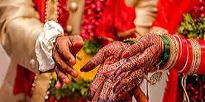 അനുയോജ്യരായ വധുവിനെ കിട്ടുന്നില്ല ; തമിഴ് ബ്രാഹ്മണ യുവാക്കൾ വധുവിനെ കണ്ടെത്താൻ ചെയ്തത് പുതുവഴി അനുയോജ്യരായ വധുവിനെ കിട്ടുന്നില്ല ; തമിഴ് ബ്രാഹ്മണ യുവാക്കൾ വധുവിനെ കണ്ടെത്താൻ ചെയ്തത് പുതുവഴി