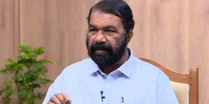തമിഴ്നാട്ടില് പത്താം തരം കഴിഞ്ഞ വിദ്യാര്ത്ഥികള്ക്കും കേരളത്തില് പ്ളസ് വണ്ണിനു ചേരാം തമിഴ്നാട്ടില് പത്താം തരം കഴിഞ്ഞ വിദ്യാര്ത്ഥികള്ക്കും കേരളത്തില് പ്ളസ് വണ്ണിനു ചേരാം