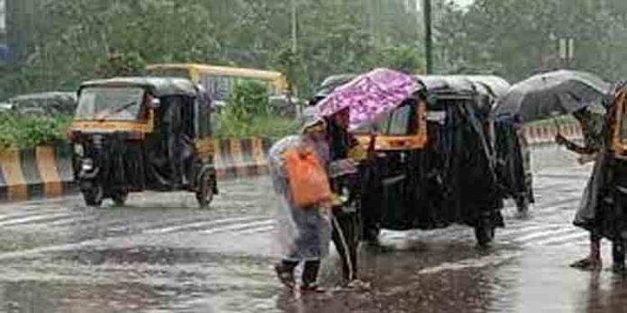 കേരളത്തില് നാളെ മുതല് മഴ വീണ്ടും ശക്തിപ്രാപിക്കുമെന്ന് കേന്ദ്ര കാലാവസ്ഥാ വകുപ്പ് കേരളത്തില് നാളെ മുതല് മഴ വീണ്ടും ശക്തിപ്രാപിക്കുമെന്ന് കേന്ദ്ര കാലാവസ്ഥാ വകുപ്പ്