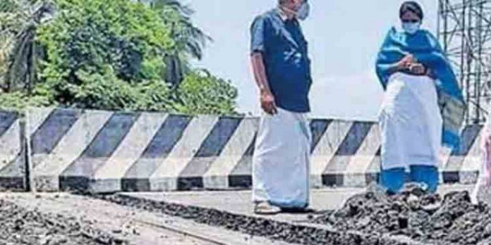 വാഹനങ്ങള് പോകുമ്പോള് വലിയ ശബ്ദത്തില് കുലുക്കം ; വടക്കാഞ്ചേരിപ്പാലം പഞ്ചവടിപ്പാലമോ വാഹനങ്ങള് പോകുമ്പോള് വലിയ ശബ്ദത്തില് കുലുക്കം ; വടക്കാഞ്ചേരിപ്പാലം പഞ്ചവടിപ്പാലമോ