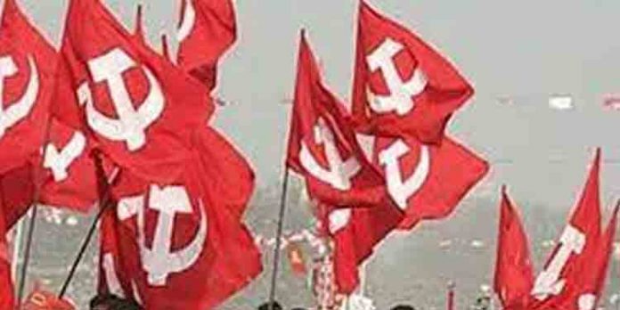 പതിനാറുകാരിയെ പീഡിപ്പിച്ച് നഗ്നചിത്രം പകര്ത്തിയ കേസ് ; അതിജീവിതയുടെ പിതാവിനെ മര്ദിച്ചതായി പരാതി പതിനാറുകാരിയെ പീഡിപ്പിച്ച് നഗ്നചിത്രം പകര്ത്തിയ കേസ് ; അതിജീവിതയുടെ പിതാവിനെ മര്ദിച്ചതായി പരാതി