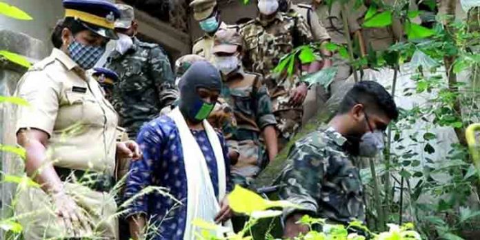 മാവോവാദി നേതാവ് സാവിത്രിയെ കോടതി വീണ്ടും റിമാന്ഡ് ചെയ്തു മാവോവാദി നേതാവ് സാവിത്രിയെ കോടതി വീണ്ടും റിമാന്ഡ് ചെയ്തു