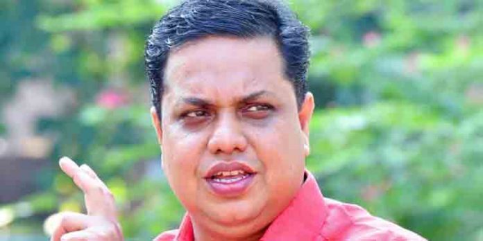 ‘ഹലാല് ‘ ബോര്ഡുകള് വര്ഗീയതയ്ക്ക് വഴി ഒരുക്കുന്നു – ബോര്ഡുകള് മാറ്റണം ; എ.എന് ഷംസിര് എംഎല്എ ‘ഹലാല് ‘ ബോര്ഡുകള് വര്ഗീയതയ്ക്ക് വഴി ഒരുക്കുന്നു – ബോര്ഡുകള് മാറ്റണം ; എ.എന് ഷംസിര് എംഎല്എ