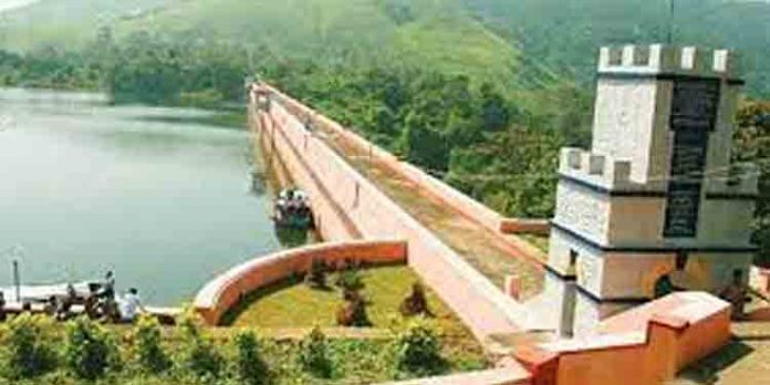 മുല്ലപ്പെരിയാറിലെ മരംമുറിക്കാന് അനുമതി തേടി തമിഴ്നാട് സുപ്രീം കോടതിയെ സമീപിച്ചു മുല്ലപ്പെരിയാറിലെ മരംമുറിക്കാന് അനുമതി തേടി തമിഴ്നാട് സുപ്രീം കോടതിയെ സമീപിച്ചു