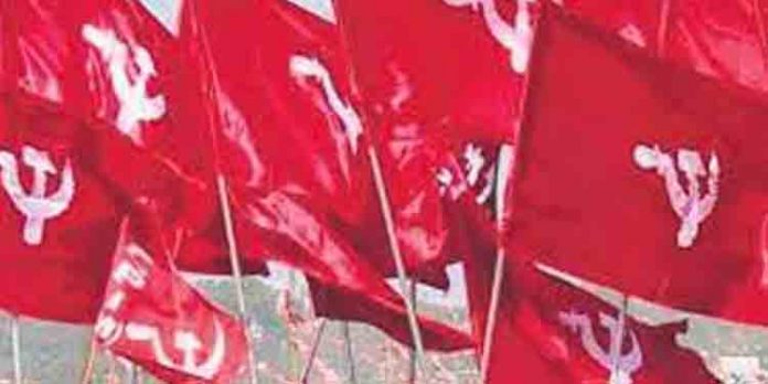 കോഴിക്കോടും പാലക്കാടും സിപിഎം ഔദ്യോഗിക പക്ഷത്തിന് തോല്വി കോഴിക്കോടും പാലക്കാടും സിപിഎം ഔദ്യോഗിക പക്ഷത്തിന് തോല്വി