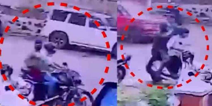 ആര്എസ്എസ് പ്രവര്ത്തകരെ ലക്ഷ്യമിട്ട് വീണ്ടും എസ്ഡിപിഐ ; പൂജപ്പുരയില് ആര്എസ്എസ് പ്രവര്ത്തകനെ വെട്ടിക്കൊലപ്പെടുത്താന് ശ്രമം ആര്എസ്എസ് പ്രവര്ത്തകരെ ലക്ഷ്യമിട്ട് വീണ്ടും എസ്ഡിപിഐ ; പൂജപ്പുരയില് ആര്എസ്എസ് പ്രവര്ത്തകനെ വെട്ടിക്കൊലപ്പെടുത്താന് ശ്രമം