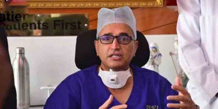 ഒമിക്രോണ് വകഭേദത്തിന് ദുര്ബലമായ ലക്ഷണങ്ങള് മാത്രമേയുണ്ടാകൂ ; ഡോ.ദേവീ ഷെട്ടി ഒമിക്രോണ് വകഭേദത്തിന് ദുര്ബലമായ ലക്ഷണങ്ങള് മാത്രമേയുണ്ടാകൂ ; ഡോ.ദേവീ ഷെട്ടി