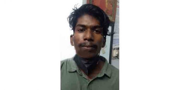 പ്രായൂര്ത്തിയാകാത്ത പെണ്കുട്ടിയെ കടത്തിക്കൊണ്ടു പോയി ; യുവാവിനെയും കുട്ടിയെയും കെ.എസ്.ആര്.ടി.സി ബസ്സില് നിന്ന് പിടികൂടി പ്രായൂര്ത്തിയാകാത്ത പെണ്കുട്ടിയെ കടത്തിക്കൊണ്ടു പോയി ; യുവാവിനെയും കുട്ടിയെയും കെ.എസ്.ആര്.ടി.സി ബസ്സില് നിന്ന് പിടികൂടി