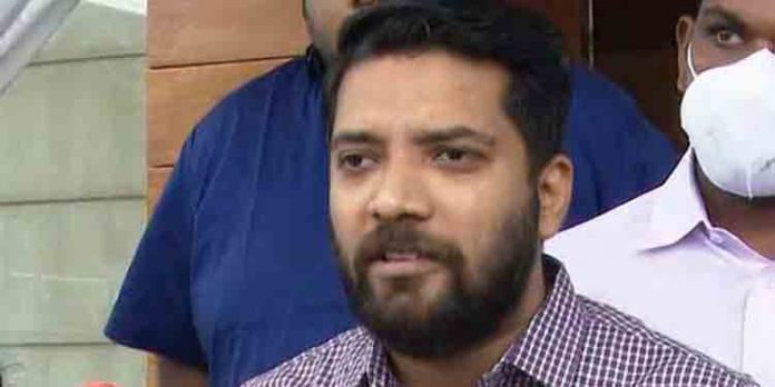 ഇന്ധനവില : യൂത്ത് കോണ്ഗ്രസ് സമരം തുടരുമെന്ന് ഷാഫി പറമ്പില് എംഎല്എ ഇന്ധനവില : യൂത്ത് കോണ്ഗ്രസ് സമരം തുടരുമെന്ന് ഷാഫി പറമ്പില് എംഎല്എ