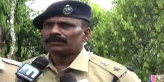 മുൻ എസ്പി കെബി വേണുഗോപാലിന് പതിനെട്ടു ലക്ഷം രൂപയുടെ അനധികൃത സ്വത്തുളളതായി വിജലൻസ് മുൻ എസ്പി കെബി വേണുഗോപാലിന് പതിനെട്ടു ലക്ഷം രൂപയുടെ അനധികൃത സ്വത്തുളളതായി വിജലൻസ്