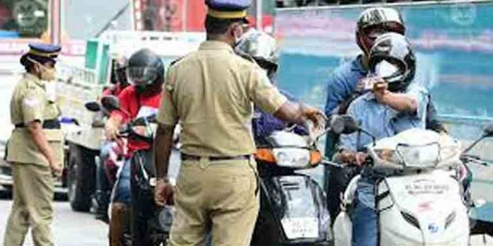 കോവിഡ് നിയന്ത്രണ ലംഘനo : സംസ്ഥാനത്ത് ഇന്ന് 288 പേര്ക്കെതിരെ കേസെടുത്തു കോവിഡ് നിയന്ത്രണ ലംഘനo : സംസ്ഥാനത്ത് ഇന്ന് 288 പേര്ക്കെതിരെ കേസെടുത്തു