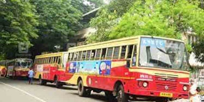 രണ്ട് സംഘടനകള് പണിമുടക്ക് നീട്ടി, നിലവിലുള്ള ജോലിക്കാരെ വെച്ച് കൂടുതല് സര്വീസ് നടത്തും രണ്ട് സംഘടനകള് പണിമുടക്ക് നീട്ടി, നിലവിലുള്ള ജോലിക്കാരെ വെച്ച് കൂടുതല് സര്വീസ് നടത്തും
