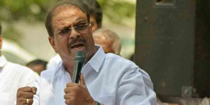 സമരത്തില് പ്രവര്ത്തകര് അച്ചടക്കം പാലിക്കണം ; കെ സുധാകരന് സമരത്തില് പ്രവര്ത്തകര് അച്ചടക്കം പാലിക്കണം ; കെ സുധാകരന്